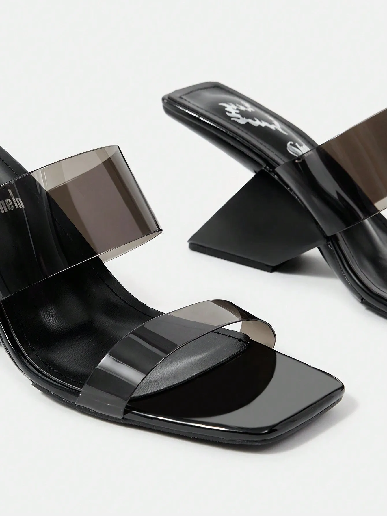 Sexy Unique Pair of Sandals