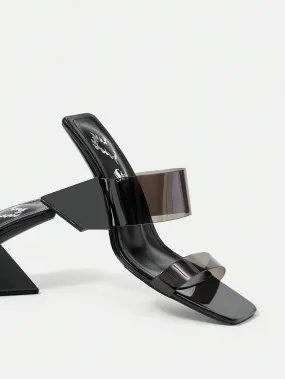 Sexy Unique Pair of Sandals
