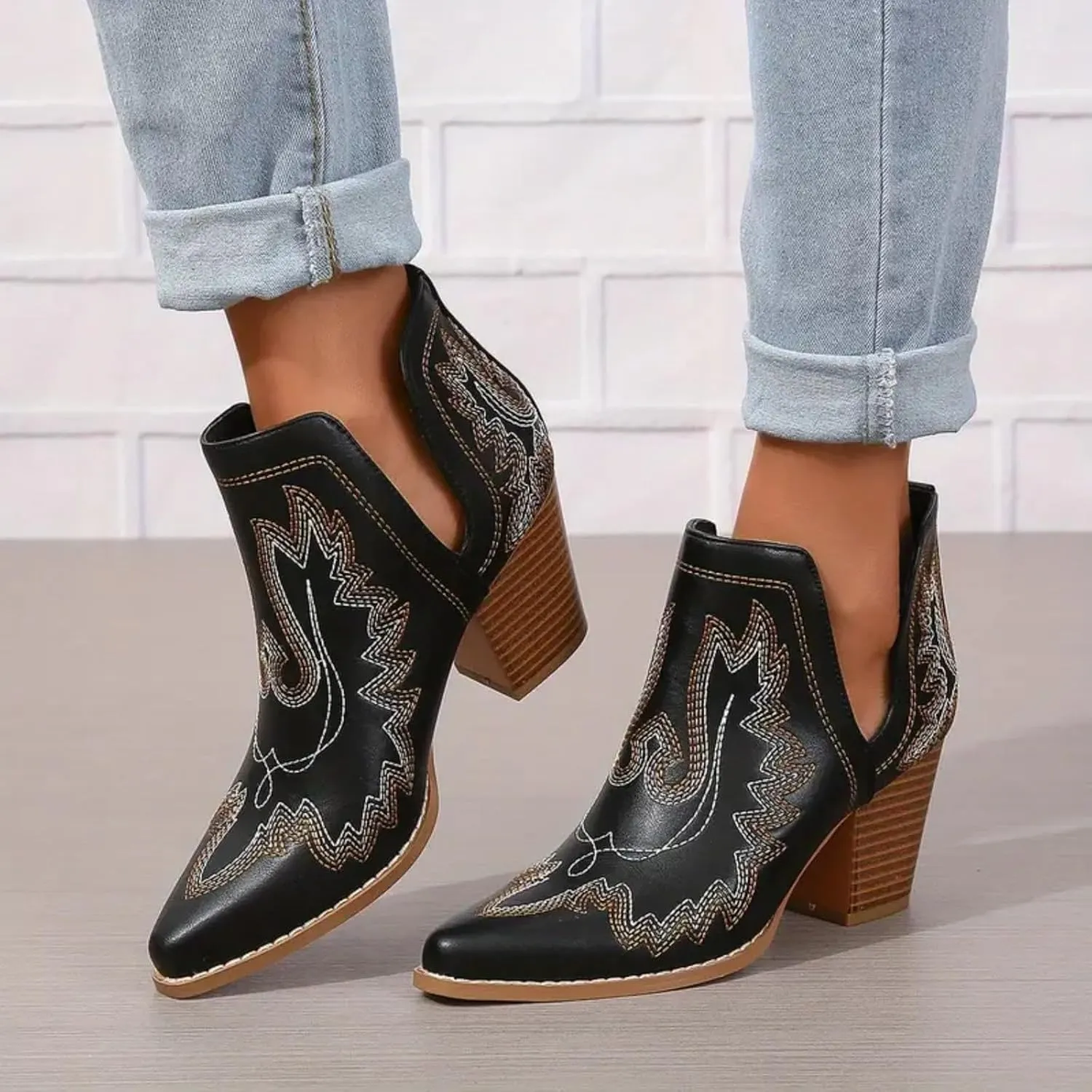 Womens Ankle Boots Low Heel Chelsea Boots Women Heel Large Size Retro Embroidery Chinese Style Short Boots Women