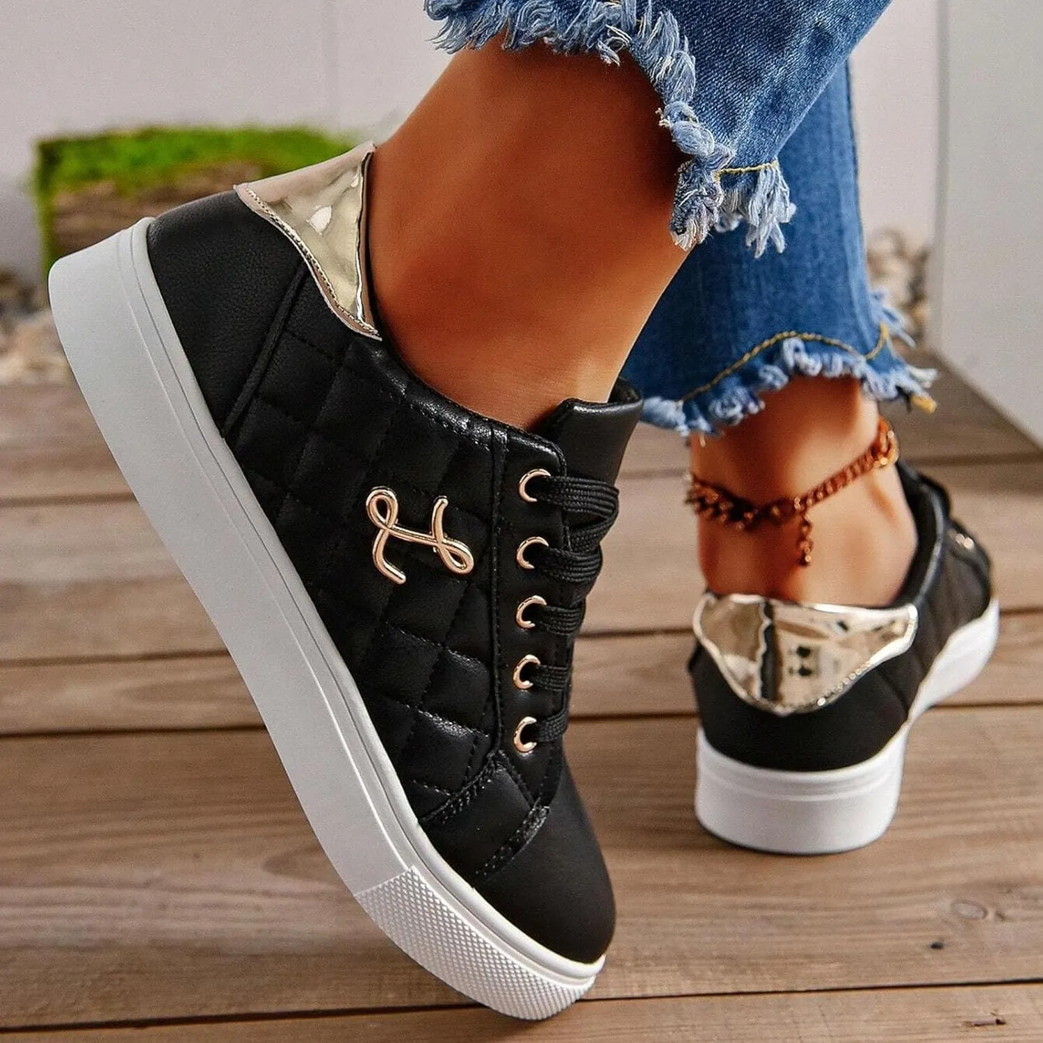 Women's Sneakers 2025 Fashion Round Toe Comfortable Lace Up Metal Decor Flats Breathable Padded Insole Low-Top Classic Platform Orthopedic Slip on Soft Tennis Shoes for Running Walking Sports